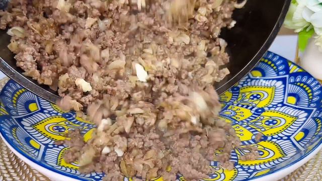 У ВАС ЕСТЬ ЛАВАШ ? НАУЧИЛА ВСЕХ ПОДРУГ ГОТОВИТЬ ТАКУЮ ВКУСНЯШКУ! ЛЕНИВОЕ БЛЮДО НА ОБЕД ИЗ ЛАВАША. смотреть онлайн