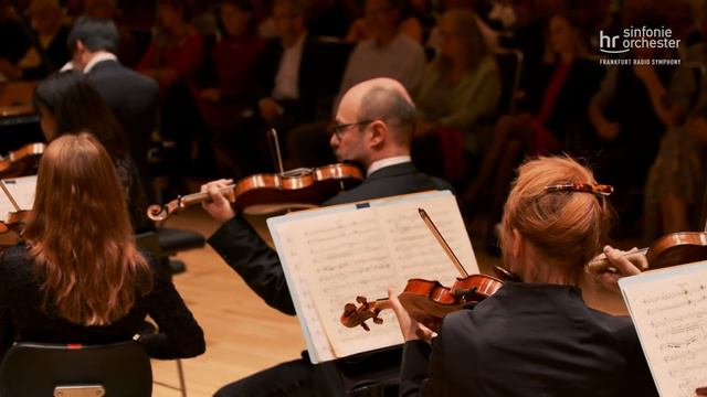 Beethoven: 1. Klavierkonzert ∙ hr-Sinfonieorchester ∙ Louis Schwizgebel ∙ Ben Gernon смотреть онлайн