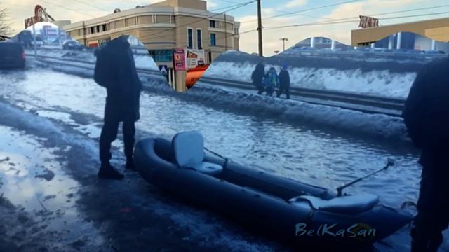 Переправа и Рыбалка с каяка в луже в Коломне! Река Голутвинка. смотреть онлайн