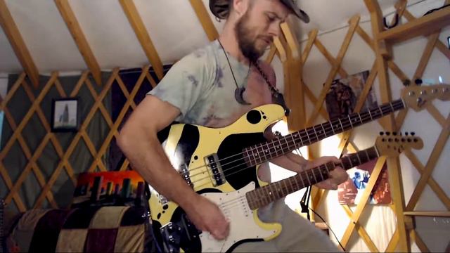 Double-neck Guitar & Bass test-run смотреть онлайн