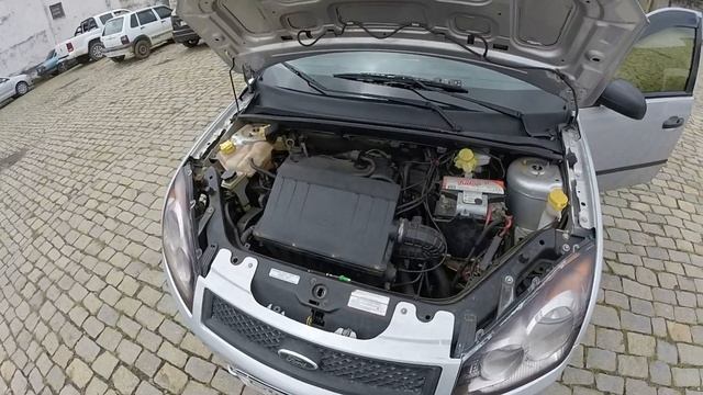 FORD FIESTA SEDAN 1.0: Econômico, espaçoso e barato. Avaliação. смотреть онлайн