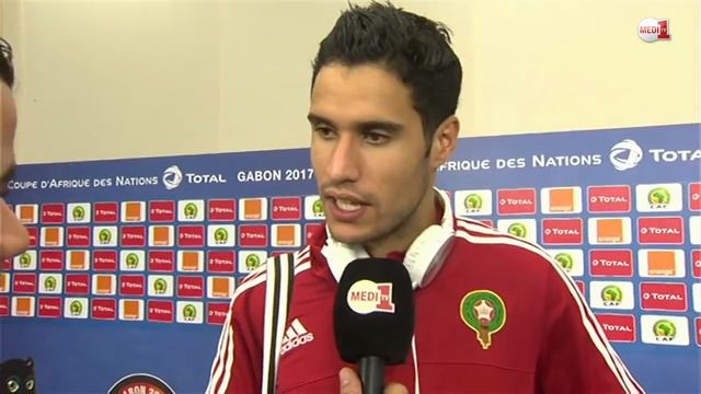 Un journaliste de Med1 se fait envoyer balader par le rifain Munir Mohand Mohammedi смотреть онлайн