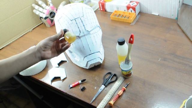 Этап укрепления шлема железного человека mark 42. #2 Geek mania. смотреть онлайн