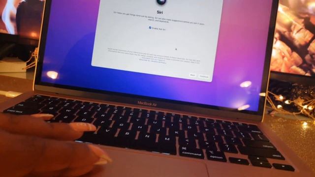 2020 MacBook Air M1 Unboxing [Gold] w/AMAZON Accessories | FIRST APPLE PURCHASE#macbookairunboxing смотреть онлайн