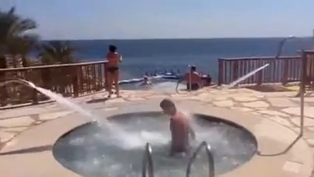 Джакузи смотреть онлайн
