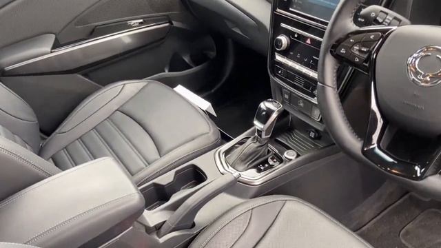 71 REG SSANGYONG TIVOLI 1.6 ULTIMATE 5d 135 BHP AUTOMATIC смотреть онлайн