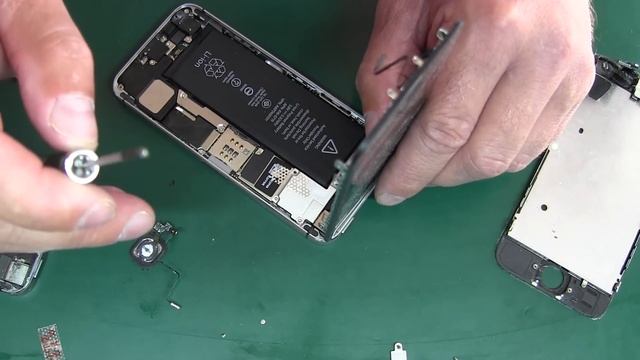 iPhone 5s не работает камера (Ремонт это просто) смотреть онлайн