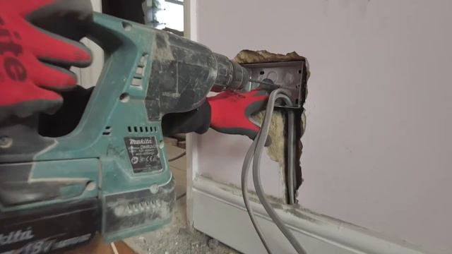 How to Rewire a house смотреть онлайн