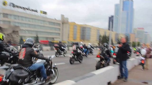 Минск. Закрытие мотосезона. 11ч.(51). 24.09.2016. Мотоциклы по пр.Победителей! Беларусь смотреть онлайн