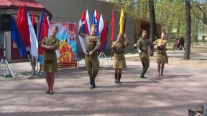 Распрягайте хлопцы кони. Инна Каменева и шоу-группа «ПАРАСКЕВА» в парке «Савёловский«00002TrimS