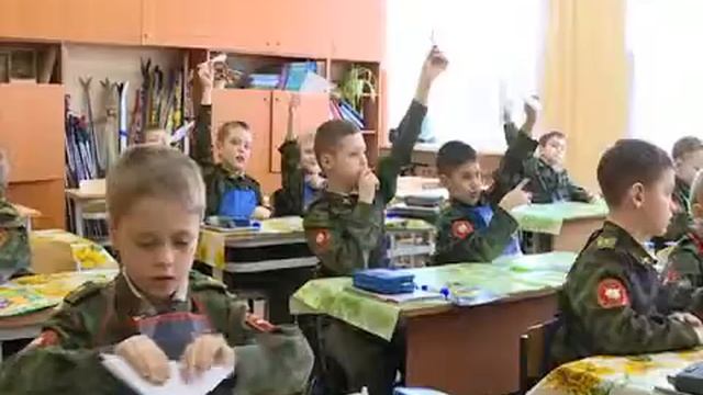 Кадеты школы №15 в Вологде подготовили открытки для солдат смотреть онлайн