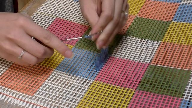 How to latch hook with Vervaco смотреть онлайн