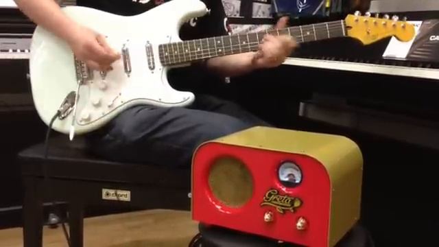 Squier Vintage Modified Surf Stratocaster through Fender Pawn Shop Greta Amplifier Demo смотреть онлайн