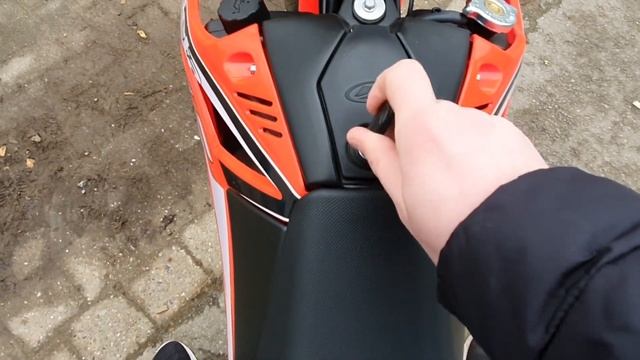 Beta RR 50 Factory Enduro Review/Silver Rider/50ccm смотреть онлайн