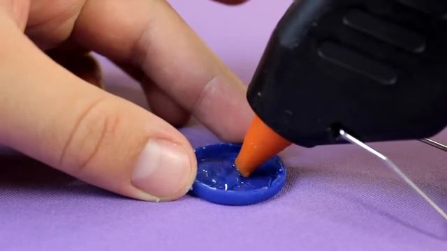 DIY-как сделать спиннер своими руками из крышек от пластыкових бутылок)) смотреть онлайн