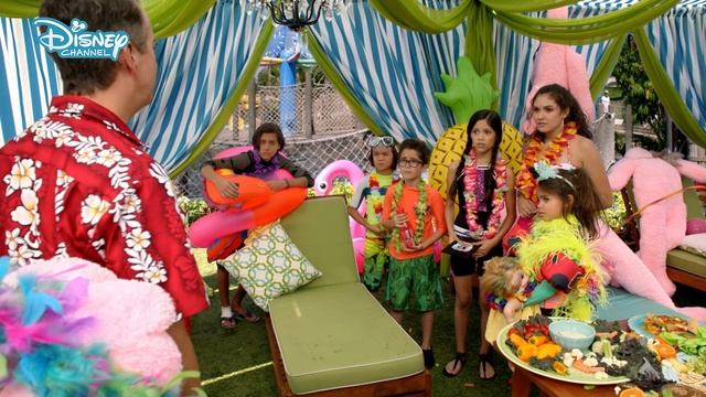 Stuck in the Middle | Stuck in the Waterpark | Official Disney Channel UK смотреть онлайн