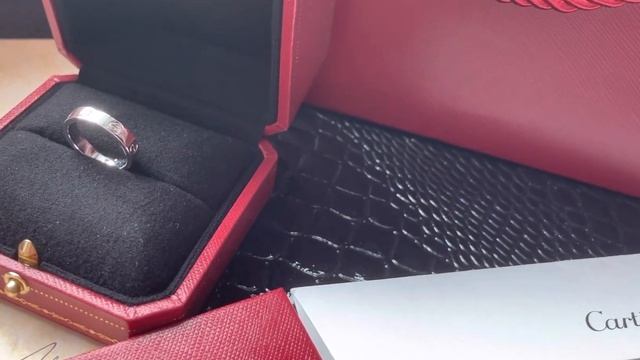 Оригинал кольцо Cartier Love Бриллиант смотреть онлайн