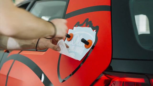 FLYERALARM beklebt neue Autos für s.Oliver Würzburg смотреть онлайн