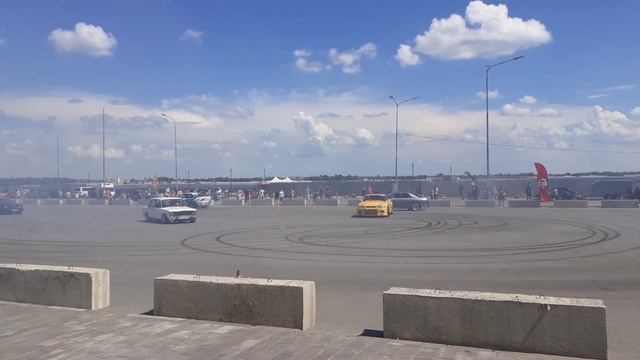 Дрифт в Волгограде 12 июня 2021 смотреть онлайн