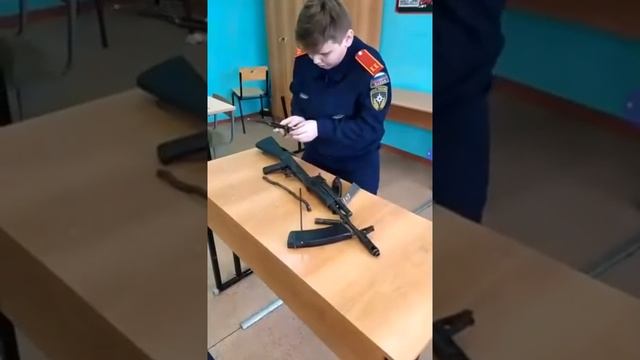 Как разобрать и собрать автомат АК-74 смотреть онлайн