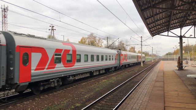 ЭП20-077 На станции Красково смотреть онлайн