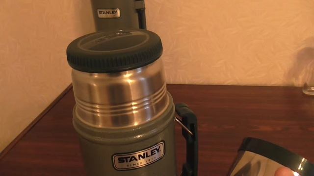 Термос STANLEY 0.7л Обзор. Stanley Thermos Review
