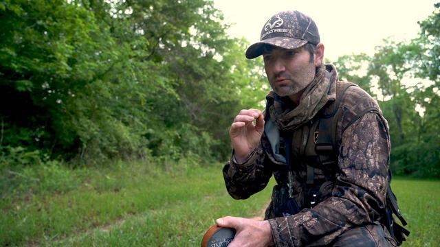 Soft Call for Turkeys on a Limb | How, Why and Best Call смотреть онлайн