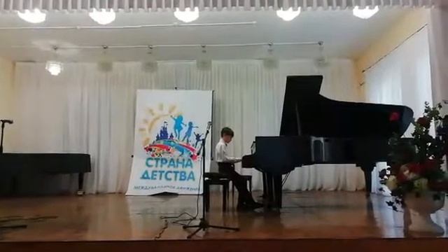Яшин Лев 8 лет А Гречанинов "Попрошайка" смотреть онлайн