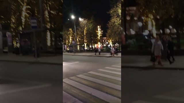 100323 Ночной Нижний Новгород от площади Минина и Пожарского до Большой Покровки смотреть онлайн