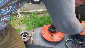 Ремонт ступиці бортової Т25 та регуліровка тягової шестерні