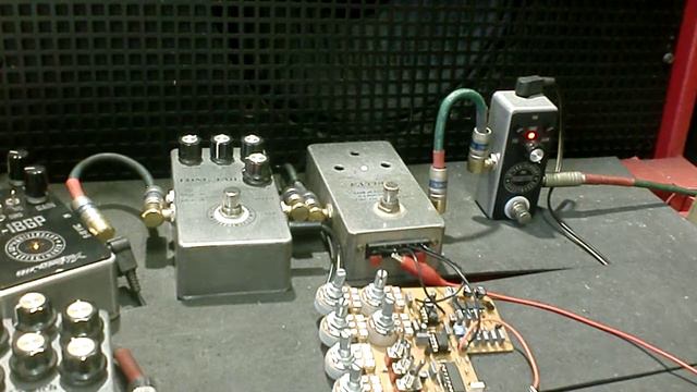 Booster after Distortion смотреть онлайн
