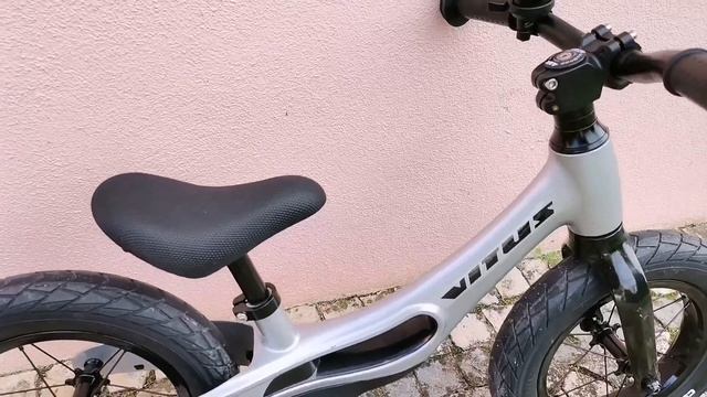 Vitus Smoothy - - Balance Bike for kids смотреть онлайн