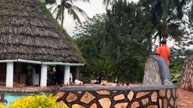 Tour with me Kingfisher safari resort Hotel. For more details do check description right below?? смотреть онлайн