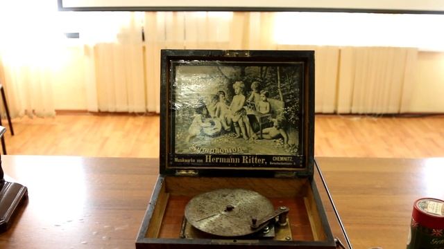 Музейный карантин: музыкальная шкатулка смотреть онлайн