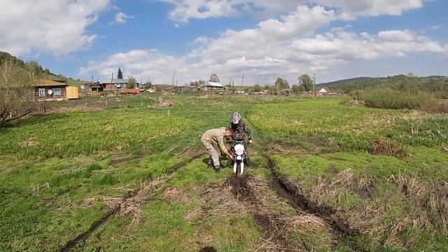 покатушка на квадроцикле,мотоциклах поездка в верх карагуж смотреть онлайн