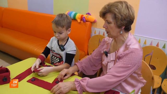 Детское время. Игры из ненужных материалов смотреть онлайн