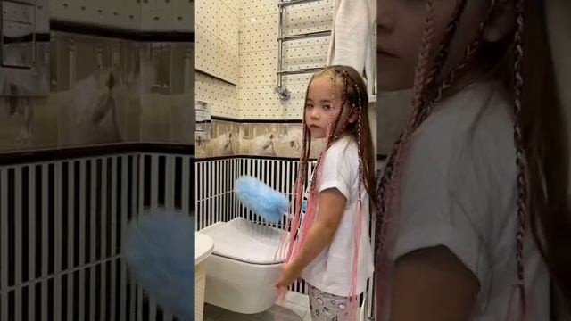 Когда заставили убирать комнату смотреть онлайн