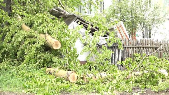 В Салде тоже сносило крыши смотреть онлайн