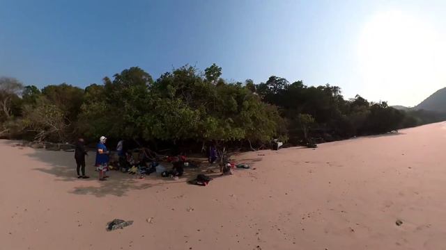 One of koh kram beaches смотреть онлайн