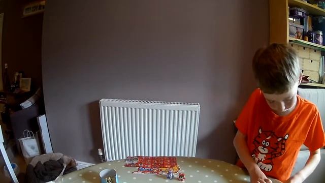 Tiny Tiger SuperZings Series 1 Unboxing смотреть онлайн