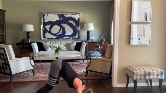 Жиросжигающая интервальная тренировка дома без инвентаря смотреть онлайн