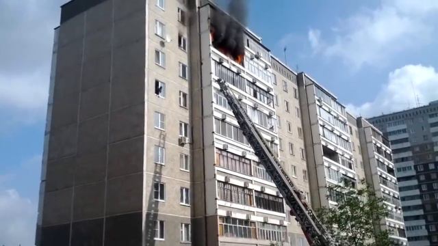 Пожарные спасают ребенка смотреть онлайн