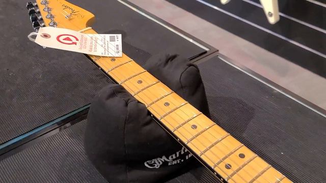 What is going on this week at Replay Guitar Exchange смотреть онлайн