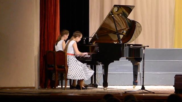 Слонимский. "Деревенский вальс". Гущина Варвара, Молчанова Валерия. смотреть онлайн