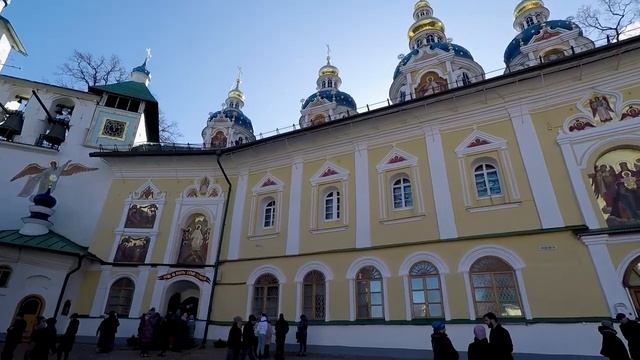 Путешествие семьёй на автомобиле САНКТ-ПЕТЕРБУРГ - ПСКОВ - ПЕЧОРЫ. Часть 2. смотреть онлайн