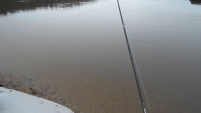 Первый раз на реке. Piscifun SAEX ELITE & DAGGER Hurricane 763ML Winter fishing on spinning. смотреть онлайн