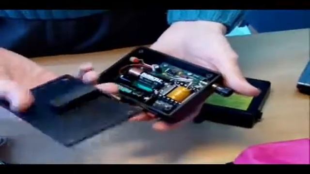 Test device for high voltage detectors - проверочное устройство УПУ.avi.flv смотреть онлайн