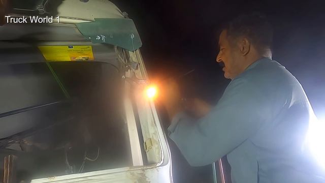 Mercedes Benz Accident Cabin Repairing And Restoration | Truck World 1|