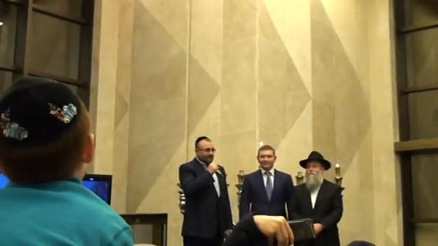 Ханука 2018 - зажигание первой свечи в КЦ Менора Днепр смотреть онлайн