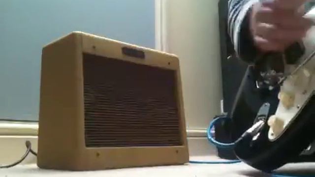 Fender Bronco '90s Tranny Combo смотреть онлайн